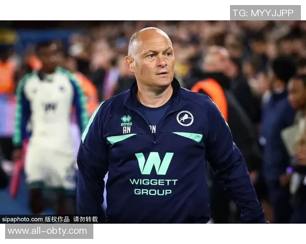 水晶宫主帅信心满满期待联赛杯客战红军球队状态良好对枪手表现赞赏