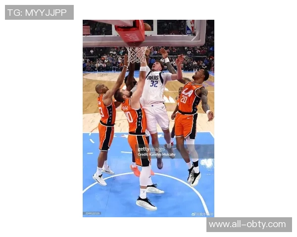 缺少克莱与克里斯蒂独行侠空间不足基德双塔组合展现良好效果